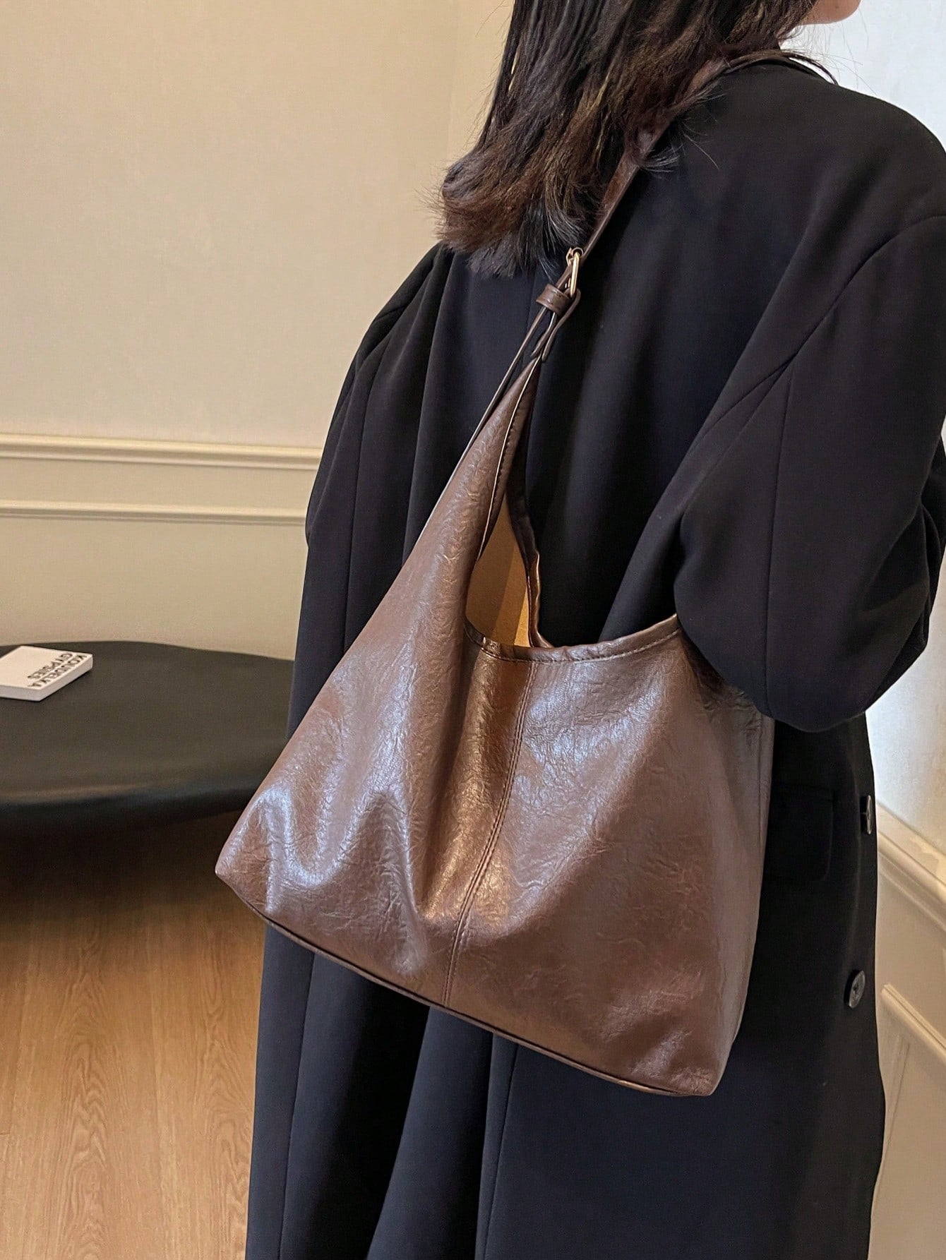 This Year's Fashionable Large Tote Bag Women New Fashion Design Shoulder Bag Stylish Women Handbag