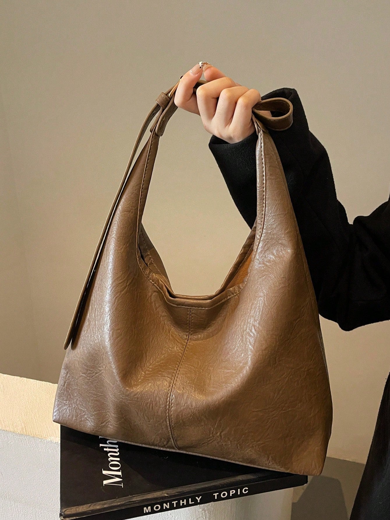 This Year's Fashionable Large Tote Bag Women New Fashion Design Shoulder Bag Stylish Women Handbag