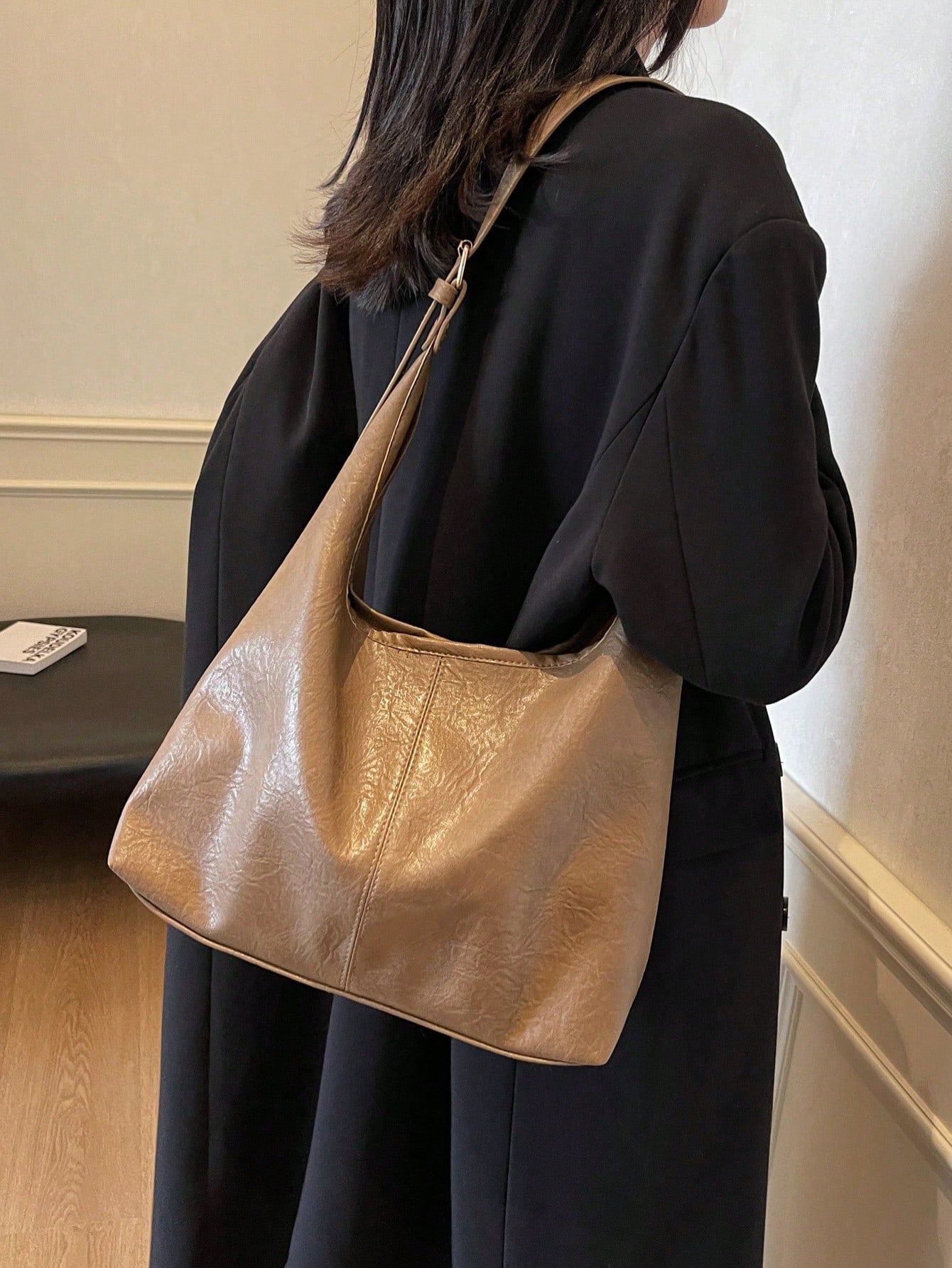 This Year's Fashionable Large Tote Bag Women New Fashion Design Shoulder Bag Stylish Women Handbag