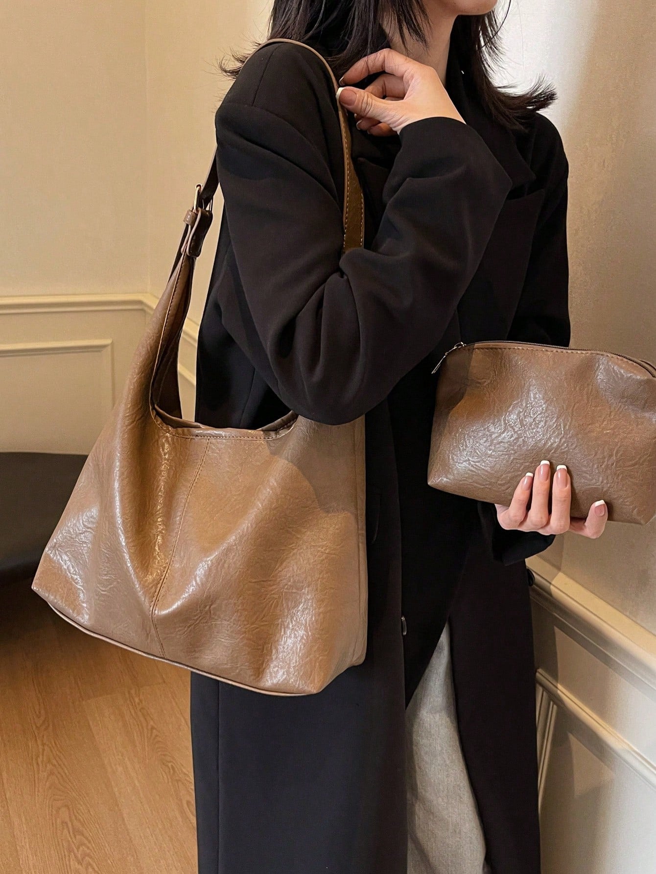 This Year's Fashionable Large Tote Bag Women New Fashion Design Shoulder Bag Stylish Women Handbag