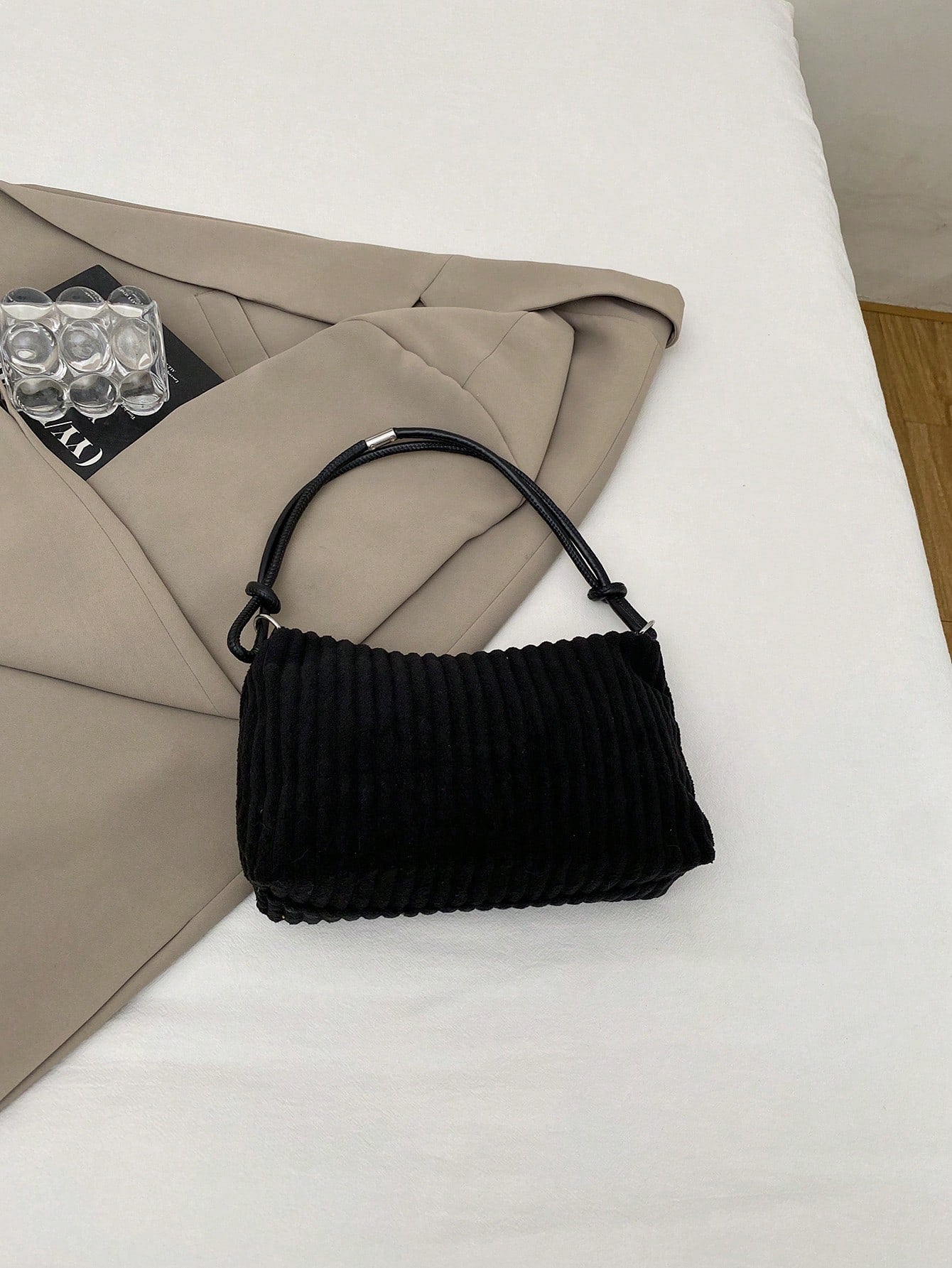 1pc Gold-Tone Glittery Crescent Moon Shape PVC Shoulder Bag For Women